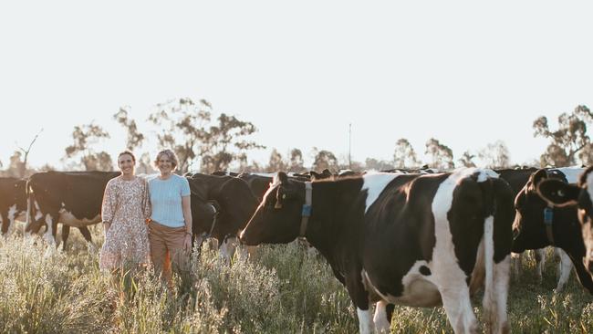 Emma Elliott and her mother Erika Chesworth. Photo: Clancy Paine.