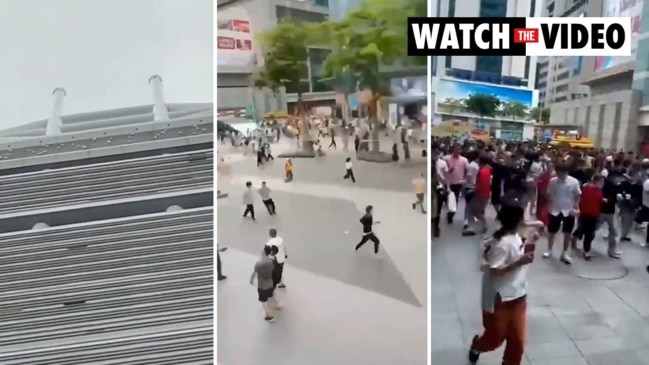 Hundreds flee wobbling building in Shenzhen