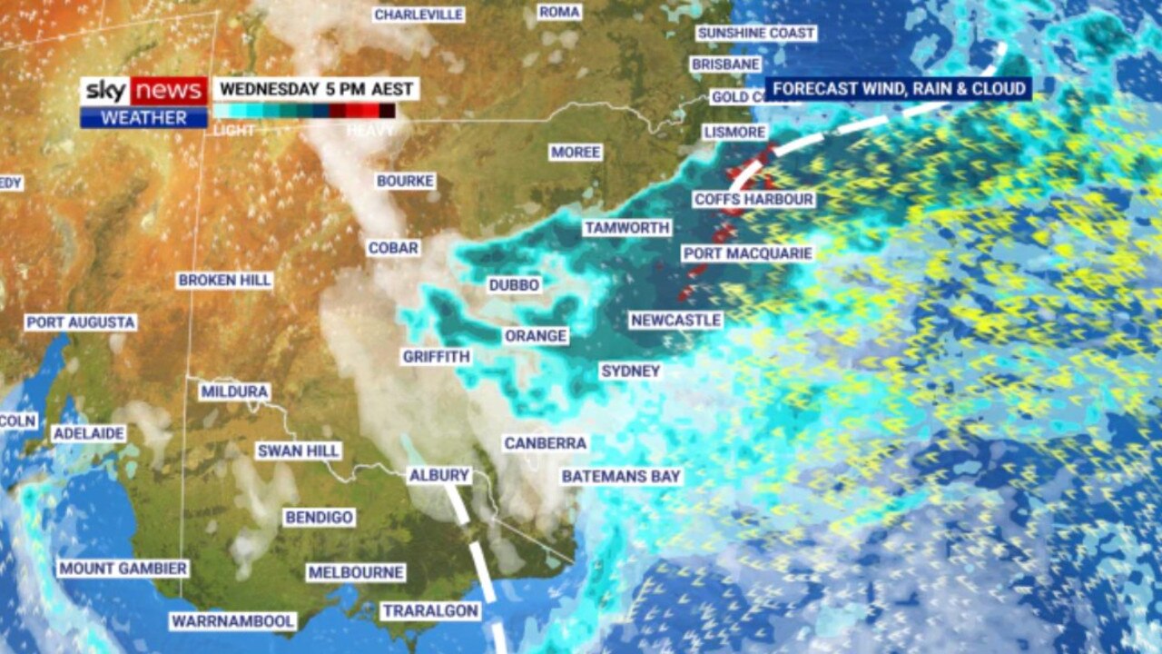 16k people to be isolated by floodwaters