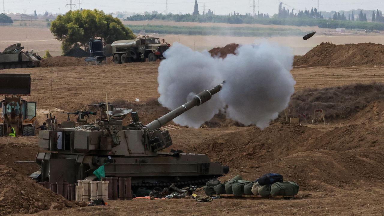 Australian-Israeli military reservists arrive in Israel as Gaza ground ...