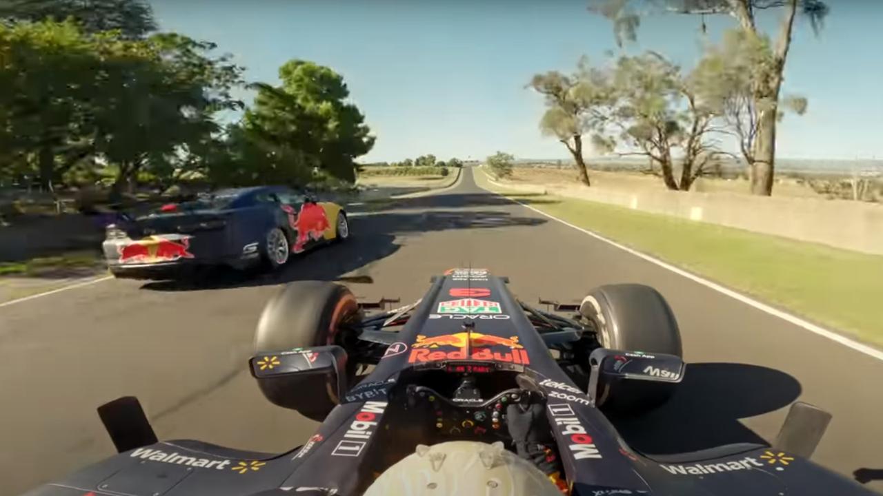 F1 vs V8 down Conrod Straight at Mount Panorama. YouTube