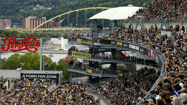 PITTSBURGH, PENNSYLVANIA - OCTOBER 02: A general view during the game between the New York Jets and the Pittsburgh Steelers at Acrisure Stadium on October 02, 2022 in Pittsburgh, Pennsylvania.   Justin K. Aller/Getty Images/AFP