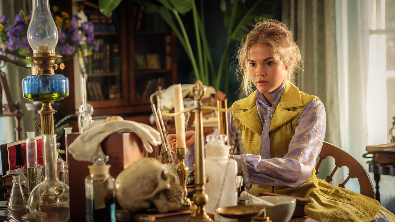 Maia Mitchell plays aspiring surgeon Belle Fox in The Artful Dodger.