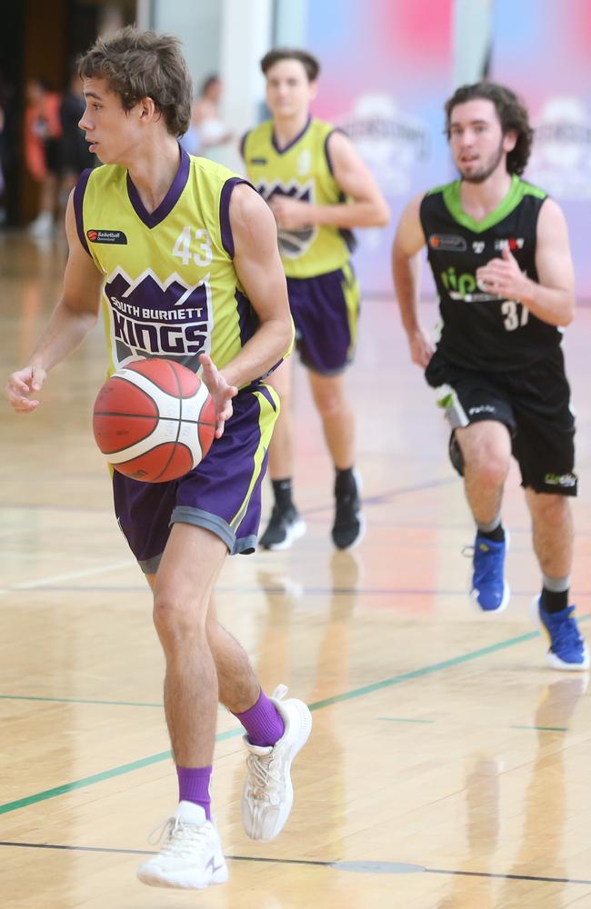 Basketball QLD U18's State Championships 2024 semi-finals day. Div 5 and 6. Yellow South Burnett vs. Sunshine Coast Rip City. 13 January 2024 Carrara Picture by Richard Gosling