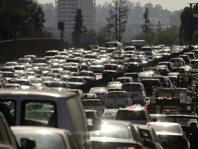 Australians are falling victim to killer commutes. Picture: Jae C Hong