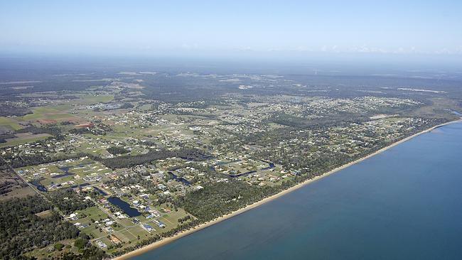 Dundowran Beach borrowers face paying an extra $309 per month under a 1 per cent rate rise. Photo: ALISTAIR BRIGHTMAN 07h2196j