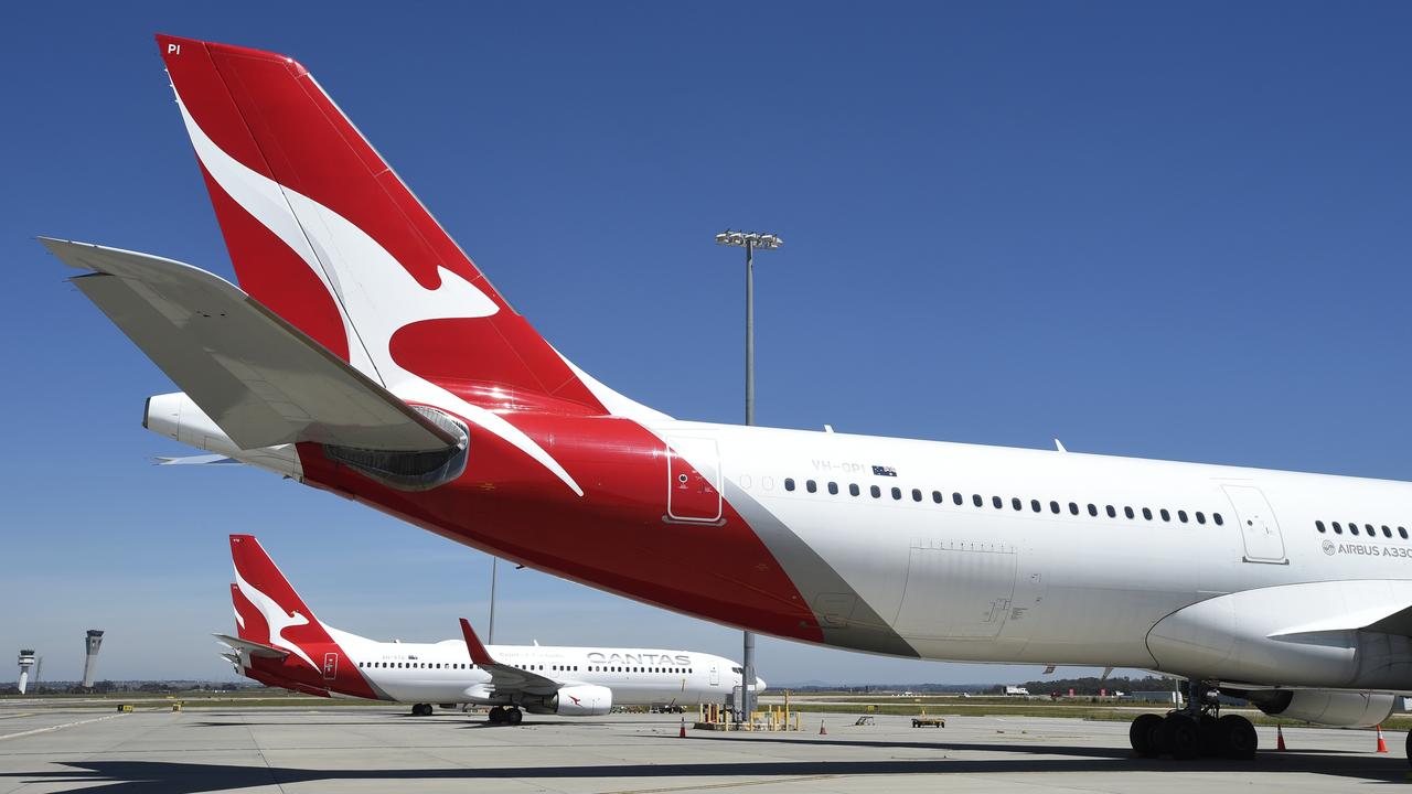 Qantas’ Chairman's Lounge is ultra-exclusive and a number of senators on the committee admitted they were members. Picture: NCA NewsWire / Andrew Henshaw