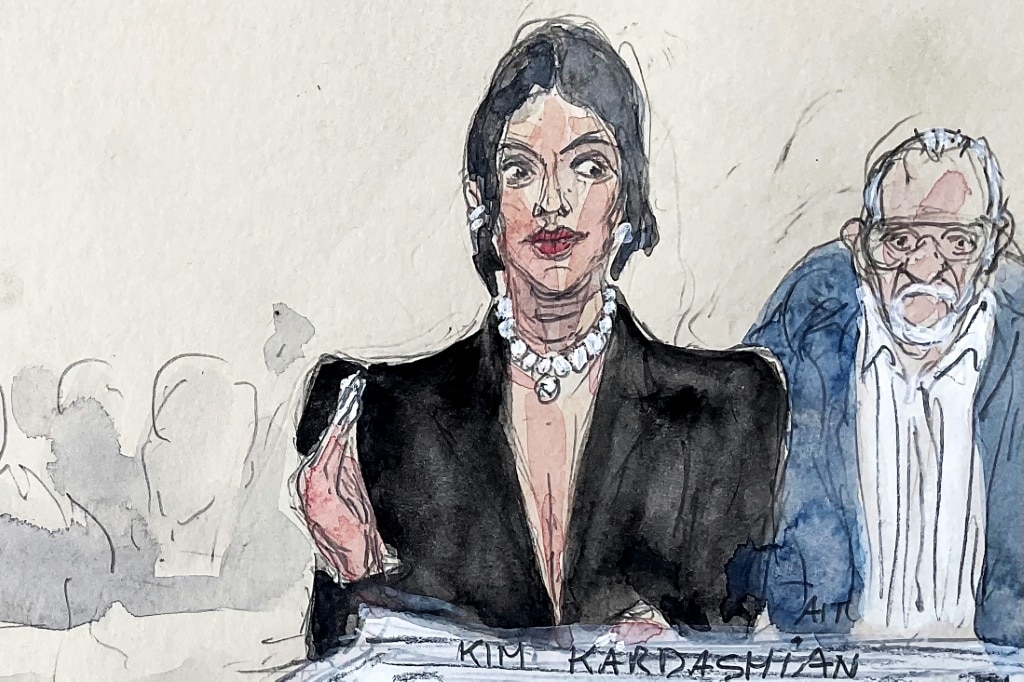French prosecutors urge 10-year terms for key accused in Kardashian theft