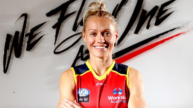 Erin Phillips is eager to come back from her ACL injury. Picture: AAP Image/Kelly Barnes.