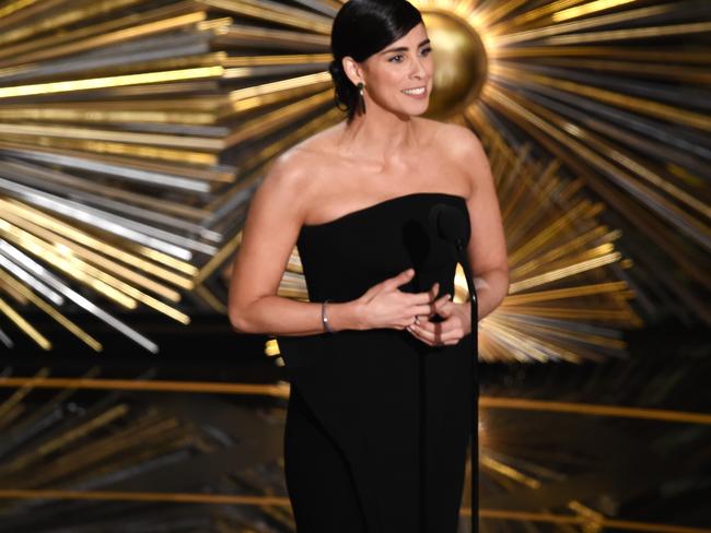 Sarah Silverman confuses the crowd at the 88th Academy Awards.