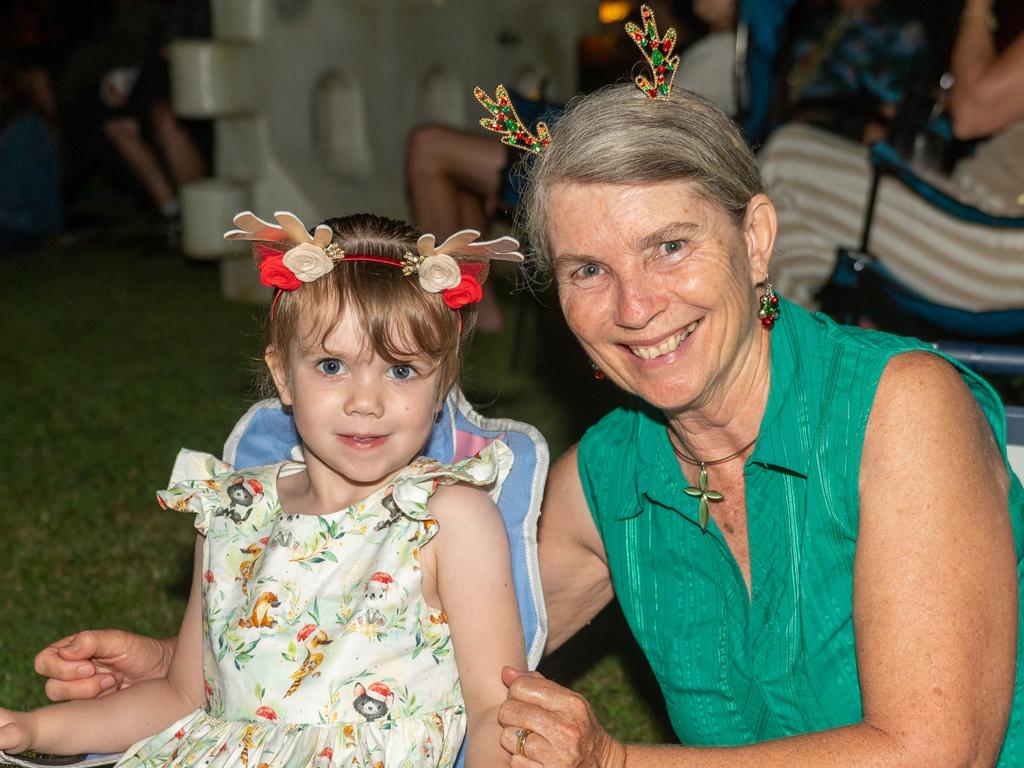 Evie and Janine Lawrence at Habana Carols Under the Stars 2023. Saturday 23 December 2023 Picture:Michaela Harlow