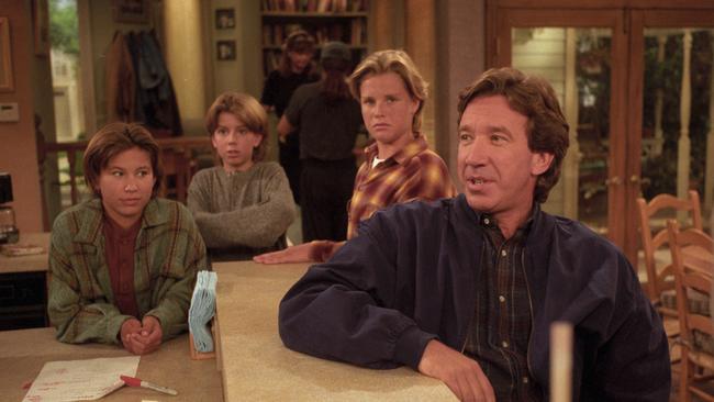 Jonathan Taylor Thomas with Taran Noah Smith, Zachery Ty Bryan and Tim Allen.