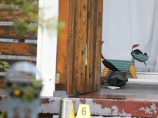 Officers from Wollongong Police District established a crime scene. Picture: John Grainger