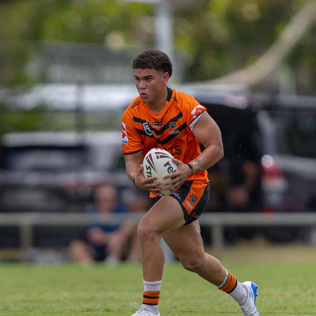 Tigers under-17s captain Jonah Wilde runs the ball in round 1 of the Connell Cup competition last Saturday. Picture: Benny Hassum Photography.