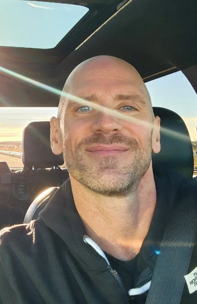 He encourages men to embrace being bald. Picture: Instagram/@mosttalentedbaldman