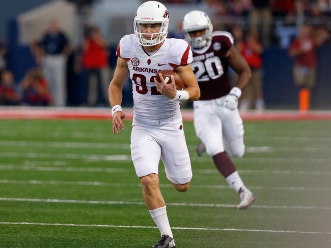 Sam Irwin-Hill carries the ball for a touchdown. Picture: Tom Pennington.