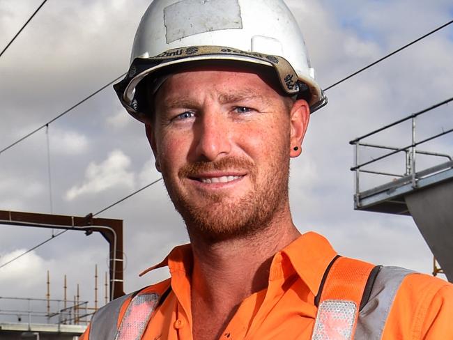 Nick Furphy from Married At First Sight is working on the rail replacement project at Murrumbeena railway station. Picture: Tony Gough