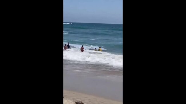 Small Plane Crashes Into Water Off Huntington Beach Herald Sun 3315