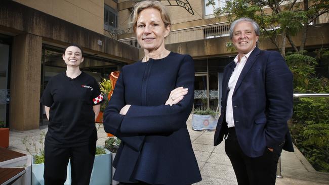 Last of the COVID patients to leave Monash Hospital. Medical Director, Infection prevention and Epidemiology Rhonda Stuart (centre) with CEO Andrew Stripp (right) and COVID Ward 32 nurse Alice Jones. Picture: David Caird