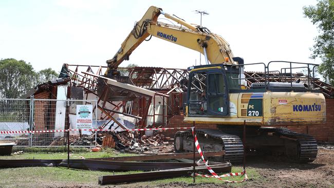 The last house on the site of the new Western Sydney Airport at Badgerys Creek is demolished. Picture: John Feder.