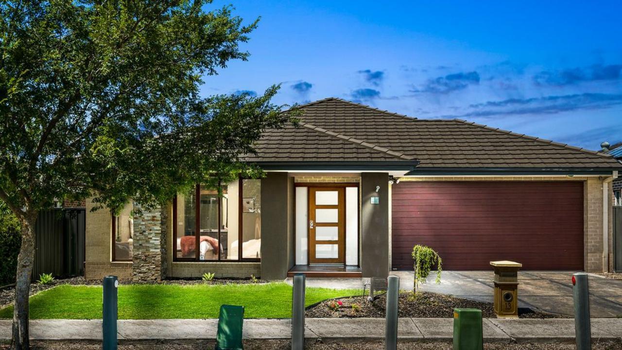 Manor Lakes heads the REIV’s list and $545,000-$585,000 could get you a home like <a href="https://www.realestate.com.au/property-house-vic-manor+lakes-135017710" title="www.realestate.com.au">13 Goodenia Avenue.</a>