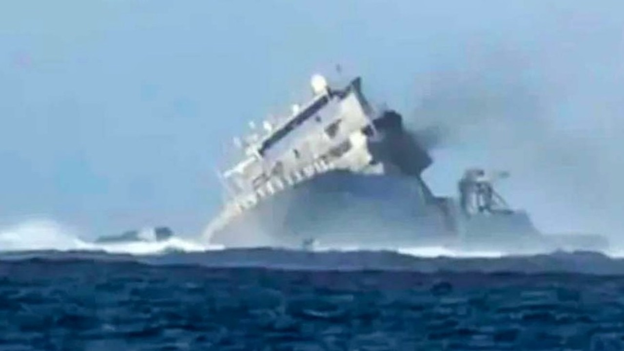 New Zealand ship sinks with ex-Royal Navy commander at the helm