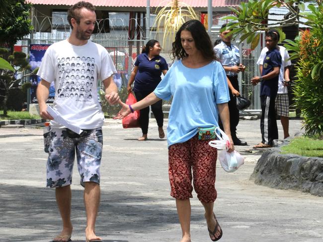 Sara Connor pictured inside Kerobokan Jail with her boyfriend David Taylor. Picture: Lukman S. Bintoro