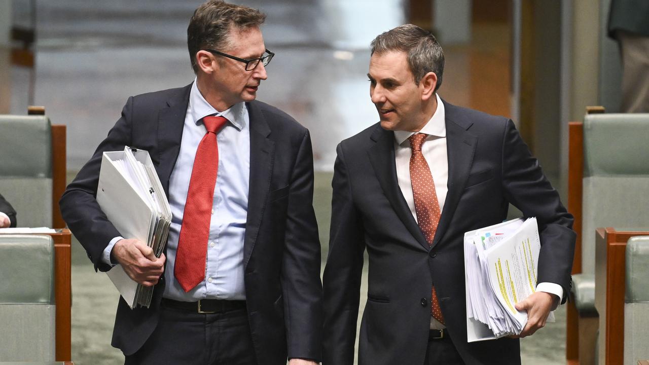 Tax man to get more powers with dodgy accountants in firing line