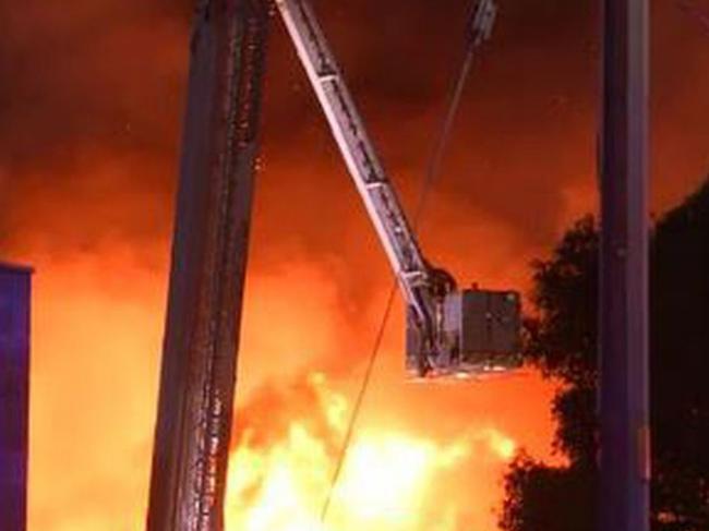 Two people killed in 'suspicious' Sunshine factory fire. Source 9news