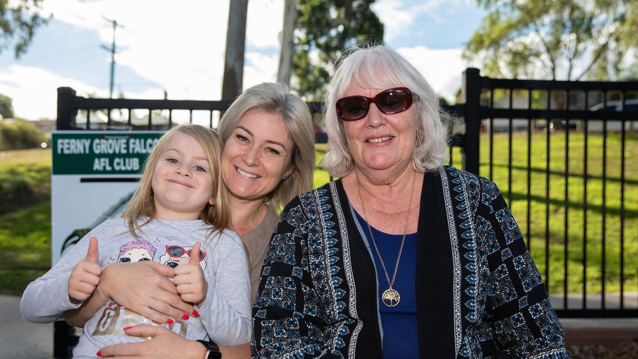 Imogen, Leah Edmonds and Nean Miller, of Keperra, at Hills Carnivale. Picture: Dominika Lis.