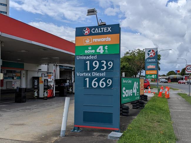 Prices displayed at a Caltex servo on the Gold Coast Highway in Labrador on November 18, 2021. Picture: Keith Woods.