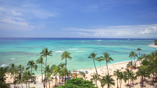 Hawaii set to slap tourists with $25 climate tax as state recovers from ...