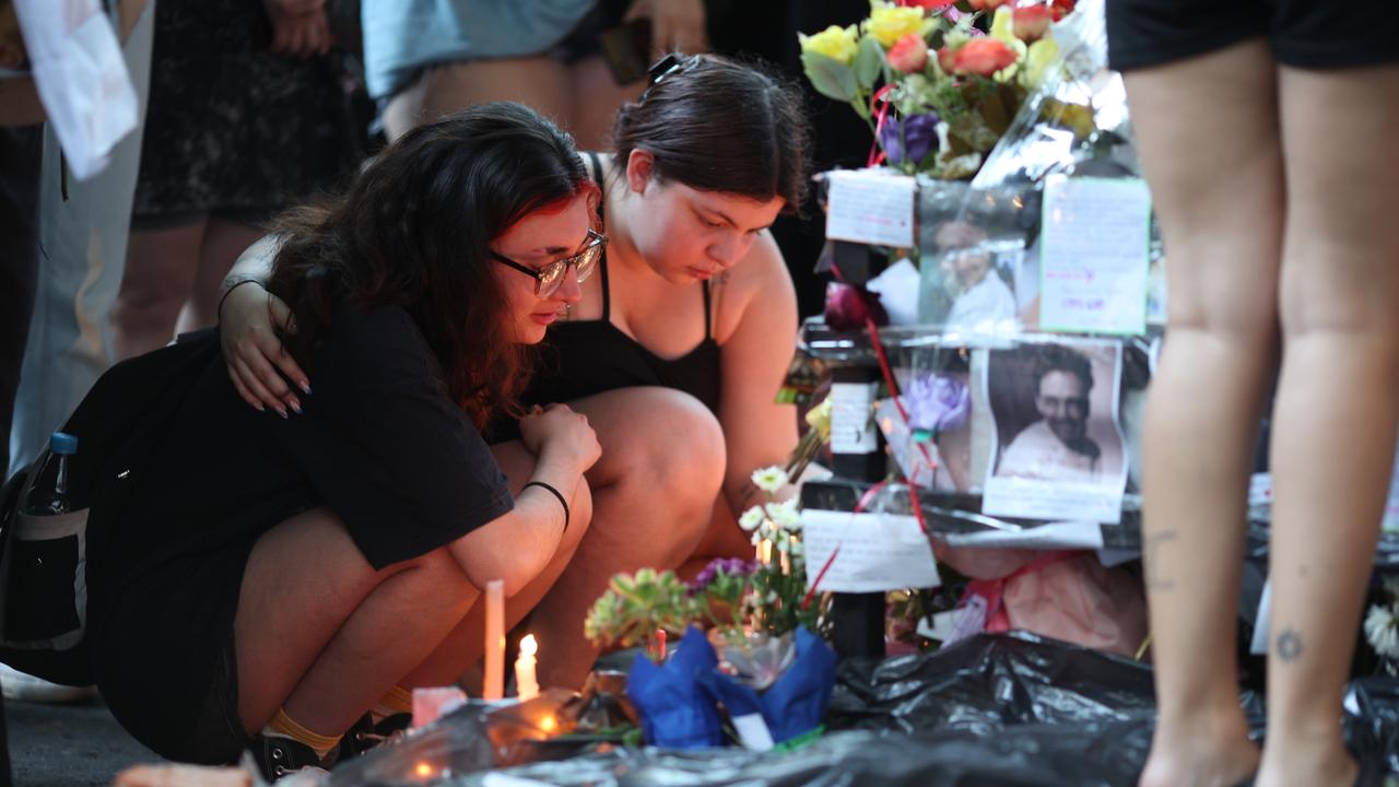 Fans mourn his passing outside the Casa Sur Hotel in Buenos Aires. Picture: Tobias Skarlovnik/Getty Images