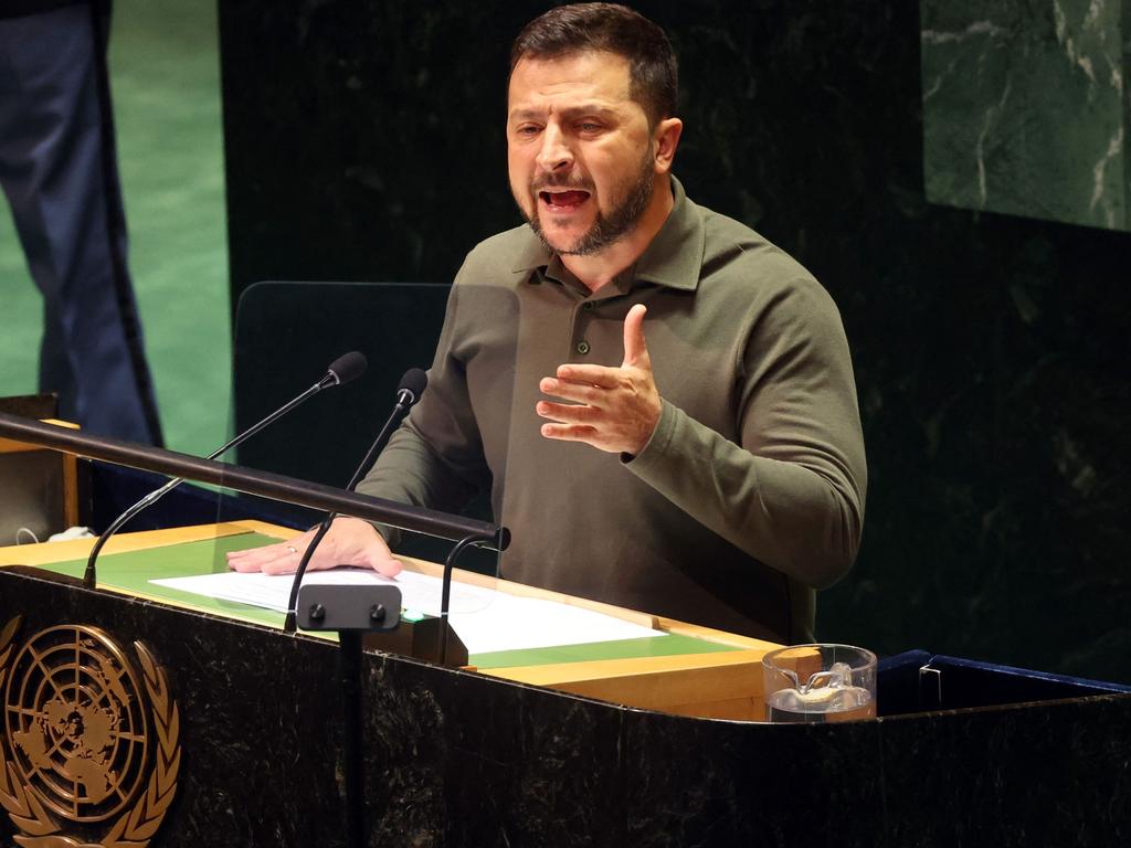 resident of Ukraine Volodymyr Zelensky addresses world leaders during the United Nations General Assembly on September 19, 2023 in New York City. (Photo by SPENCER PLATT / GETTY IMAGES NORTH AMERICA / Getty Images via AFP)