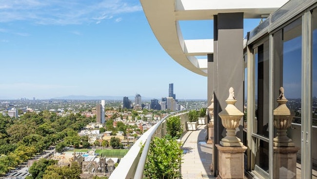 Penthouse 1 Albert Rd, Melbourne - for herald sun real estate