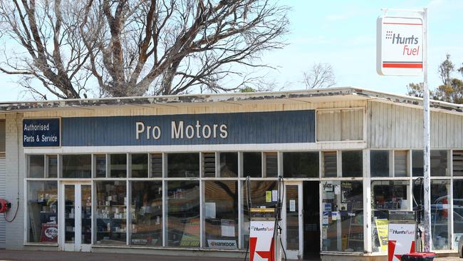26.10.2016.Booleroo Centre has had a bank for 130 years but next month the ANZ closes, while the citizens of Orroroo have to go to the local mechanic to get cash, or alternatively travel 30 mins down the road to Peterborough.Pro Motors in Orroroo the local garage where people can do their banking.  pic tait schmaal.