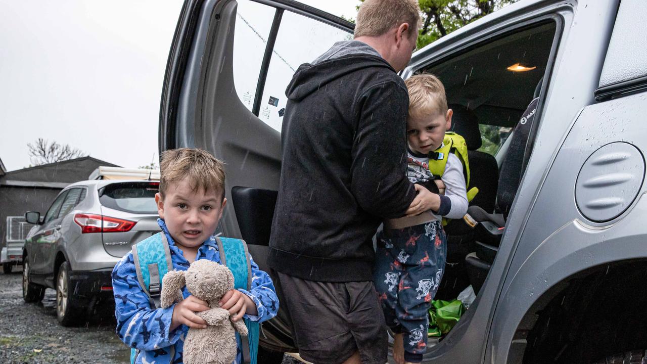 Jack, 6, Lenny, 3 and dad Joel Bunce are leaving Rochester for Moama. Picture: Jason Edwards