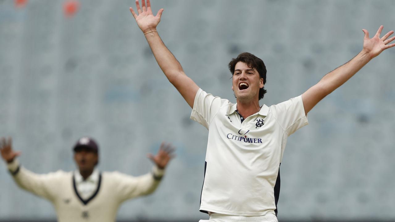 Sam Elliott claimed career best figures of 4-44 to help Victoria to a comprehensive win over New South Wales in the Sheffield Shield on Wednesday. Picture: Darrian Traynor / Getty Images