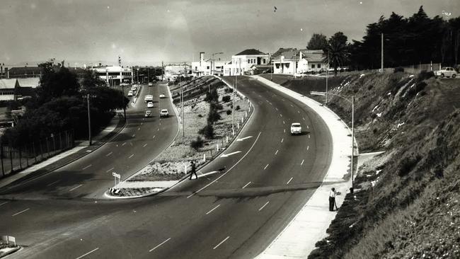 The Nepean Highway near Pier Promenade in November 1965. Picture: HWT Library