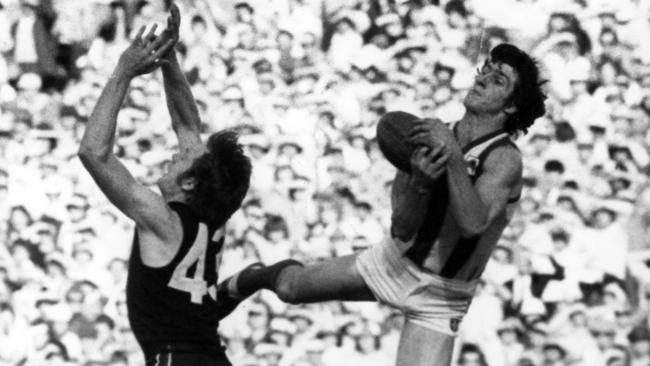 David McKay and Xavier Tanner in action during the 1979 Semi-Final between Carlton and North Melbourne at VFL Park.