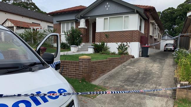 Police establish a crime scene at the Ashbury home. Picture: Nick Hansen