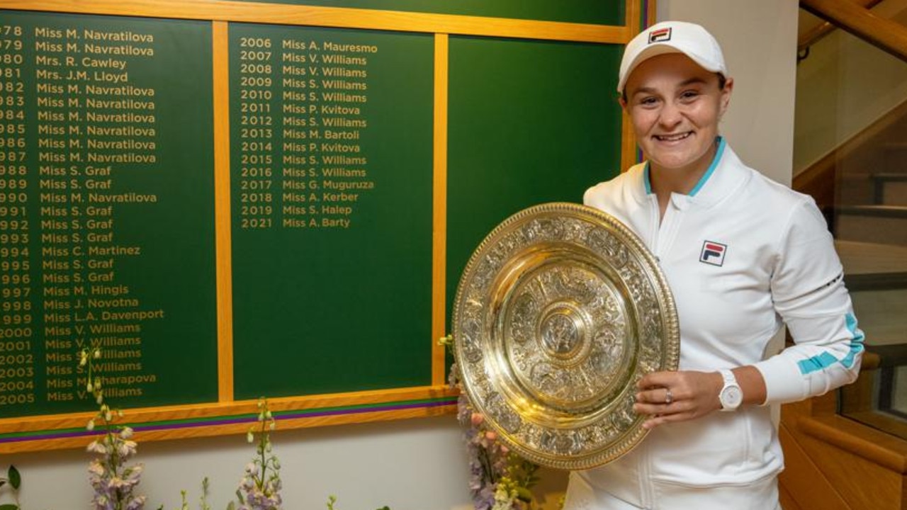 Ash Barty pulled the pin earlier than we all expected. (Photo by AELTC/Thomas Lovelock. - Pool/Getty Images)