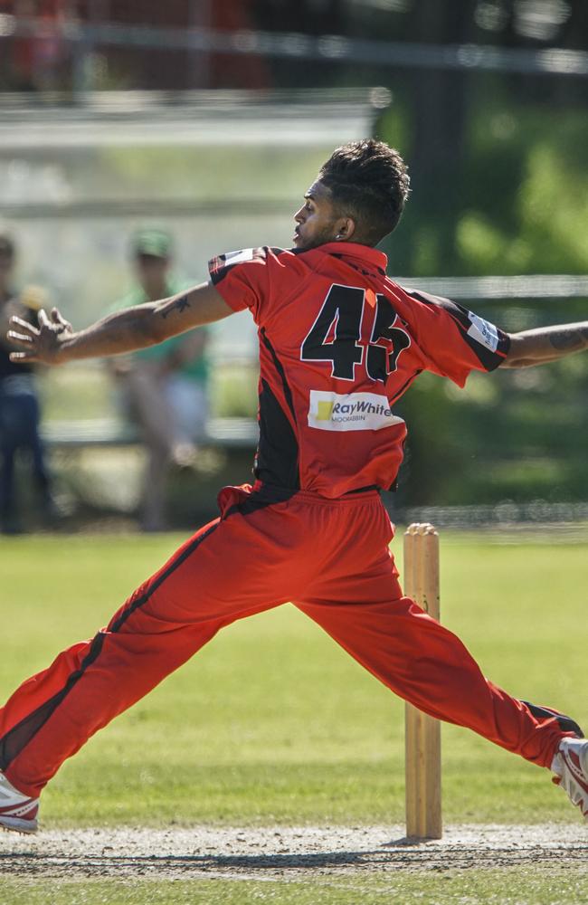 Moorabbin’s Clayron Landers.