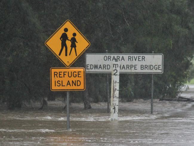 Edward Sharpe Bridge at Nana Glen was impassable on Tuesday. The Orara River has swelled, reaching the minor flood level at Glenreagh on Tuesday morning. By 10am on 15/12/20 it was at 8.91m and rising. Coffs Harbour flood. Photo: Tim Jarrett