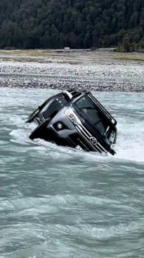 Hilux takes an unplanned dip at a New Zealand crossing