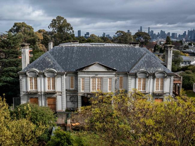 29-31 St Georges Road, Toorak, has sold for $88,000,088 to  26-year-old cryptocurrency casino founder Edward Craven. Picture: Jake Nowakowski