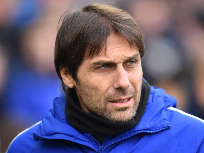 Chelsea's Italian head coach Antonio Conte arrives for the English Premier League football match between Brighton and Hove Albion and Chelsea at the American Express Community Stadium in Brighton, southern England on January 20, 2018. / AFP PHOTO / Glyn KIRK / RESTRICTED TO EDITORIAL USE. No use with unauthorized audio, video, data, fixture lists, club/league logos or 'live' services. Online in-match use limited to 75 images, no video emulation. No use in betting, games or single club/league/player publications.  /