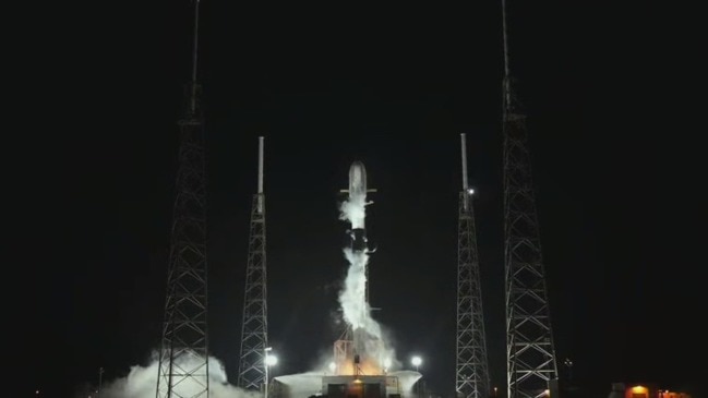 Late-night SpaceX Launch From Cape Canaveral | News.com.au — Australia ...