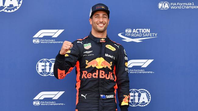 Daniel Ricciardo has a big decision to make.