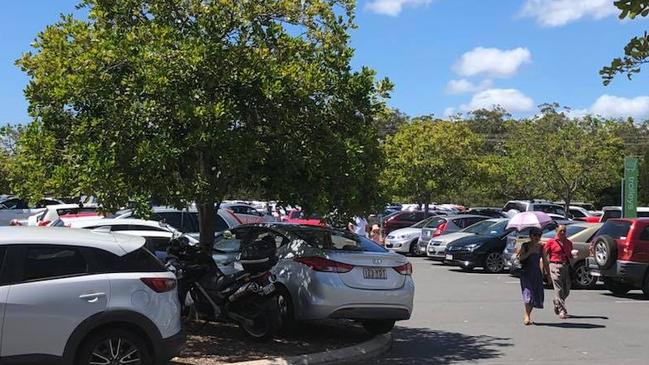 Massive crowds at Harbour Town Shopping Centre for Boxing Day sales. Photo: Facebook